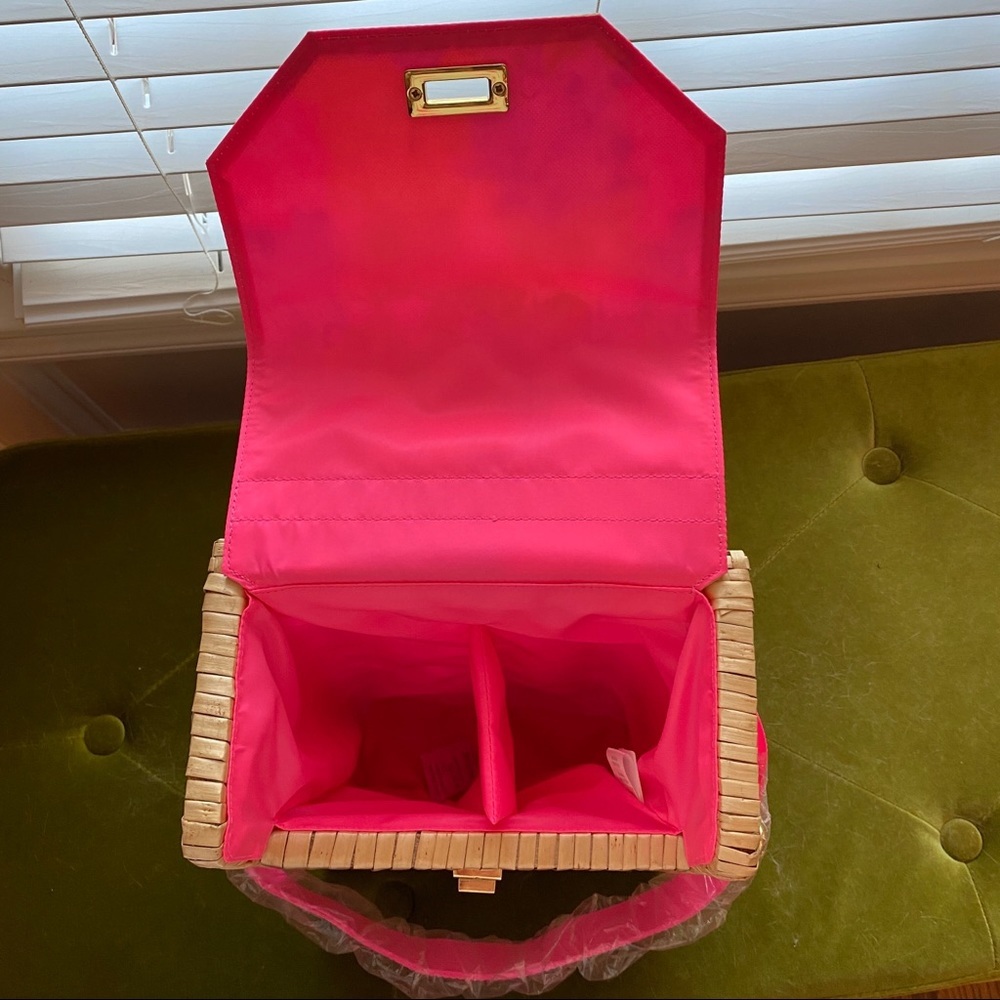 Lilly Pulitzer NEW Wicker Cheek to Cheek Fabric Top Wine Picnic Basket - Picture 4 of 9